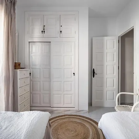 Newly Renovated Townhouse With Sea View And Pool * Nerja