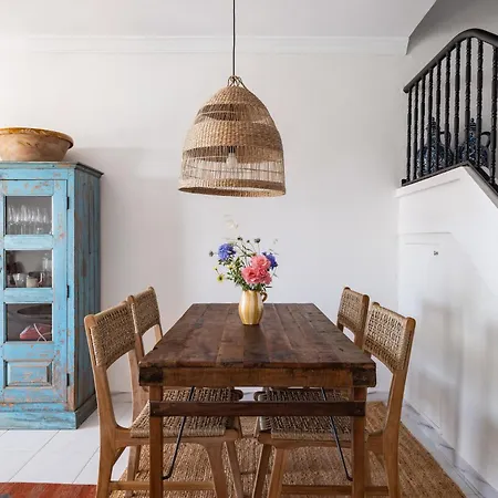 Newly Renovated Townhouse With Sea View And Pool